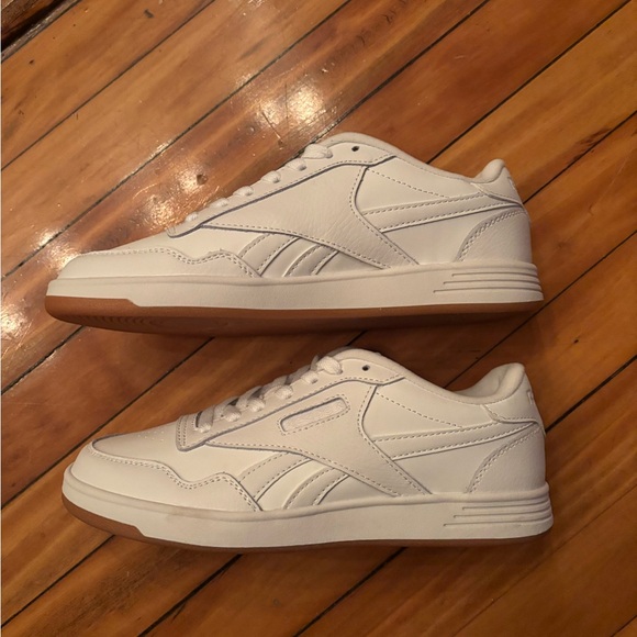 White Reebok Shoes - Picture 3 of 5